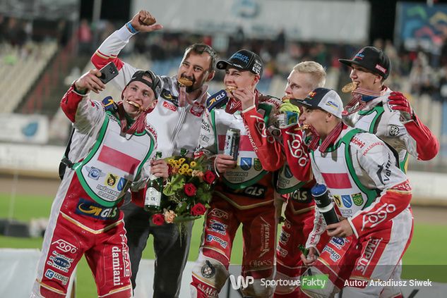 Bartosz Smektała poprowadził reprezentację Polski do złota w DMŚJ w Rybniku.