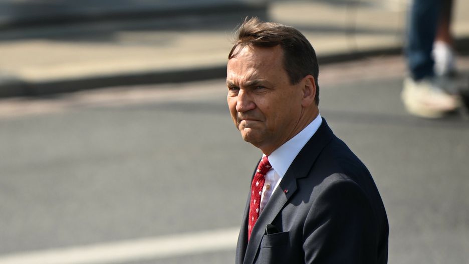 Defilada z okazji ?wi?ta Wojska Polskiego
15.08.2024 Warszawa Defilada z okazji Swieta Wojska Polskiego Fot: Oleg Marusic/REPORTER
N/z: minister spraw zagranicznych Radoslaw Sikorski
Oleg Marusic/REPORTER
