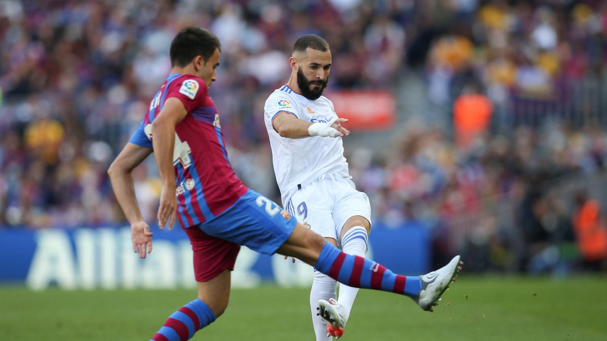 Zdjęcie okładkowe artykułu: PAP/EPA / Enric Fontcuberta / Na zdjęciu: Eric Garcia oraz Karim Benzema (z prawej)