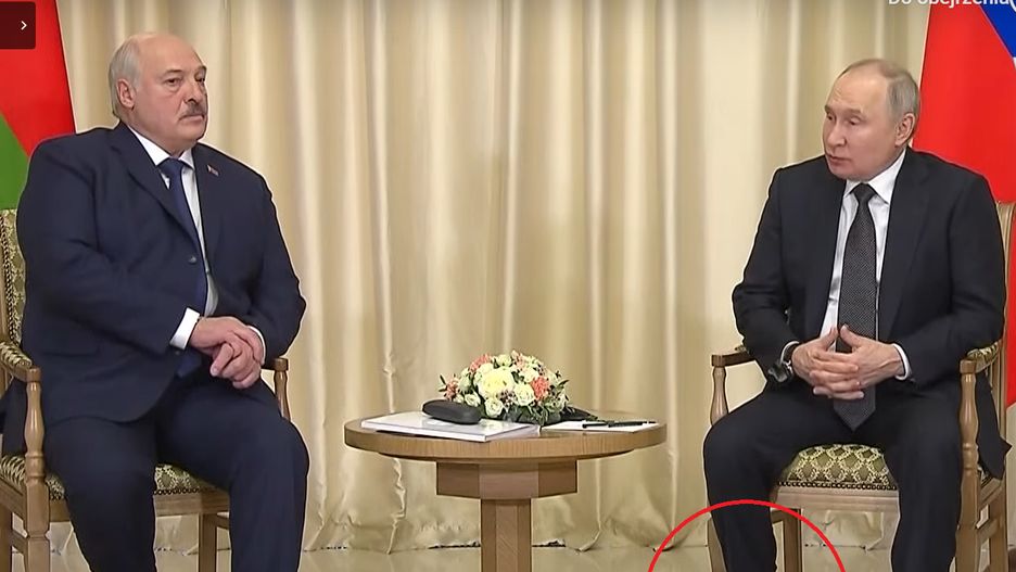 Łukaszenka z wizytą w Rosji. Dziwne zachowanie Putina