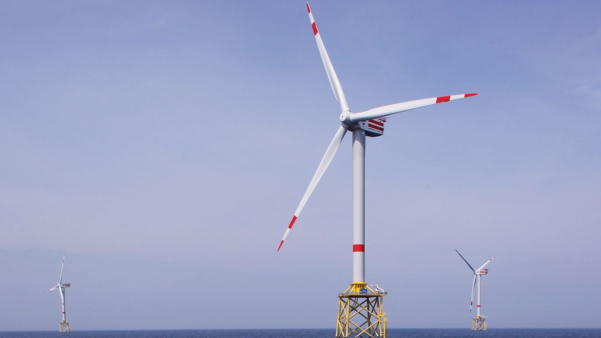 Alpha Ventus około 70 km od wybrzeża Niemiec działa od kwietnia 