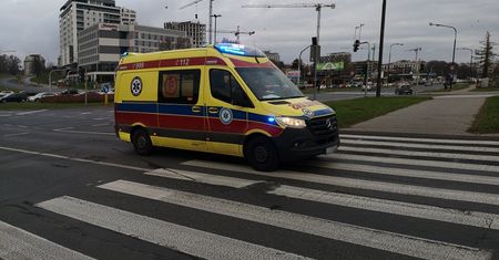 Wyskoczył z okna mieszkania na 9. piętrze jednego z bloków. 38-latek zginął na miejscu