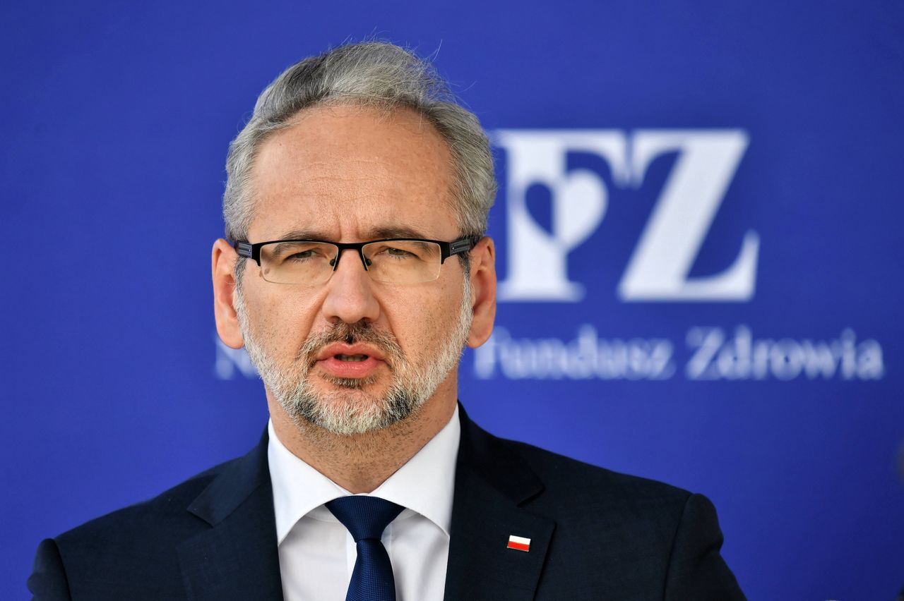 Firma sprawdzi, czy pracownik przyjął szczepionkę? Niedzielski o szczegółach