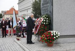 Kaczyński zdenerwował się na miesięcznicy. "Śmiecie, które tu stoją"