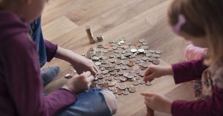 W domu o pieniądzach, czyli jak wygląda wychowanie finansowe dzieci