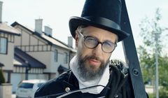 Szymon Majewski jako kominiarz reklamuje Dwupak w Plusie dla klientów Cyfrowego Polsatu (wideo)