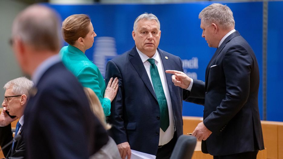 Szczyt UE ws. pomocy dla Ukrainy
BRUSSELS - Prime Minister of Hungary Viktor Orban at the round table at a new EU summit on the new budget. Discussions include billions in support for Ukraine, which the leaders did not agree on during the previous summit. ANP JONAS ROOSENS netherlands out - belgium out
JONAS ROOSENS