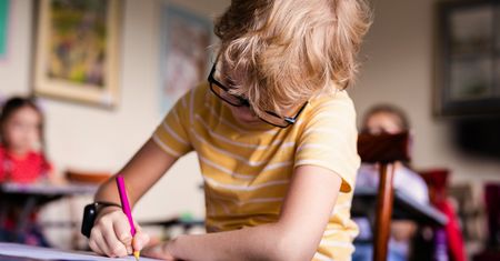 Niebieskie Igrzyska w Szkole Podstawowej nr 10 w Słupsku. Edukacja o autyzmie