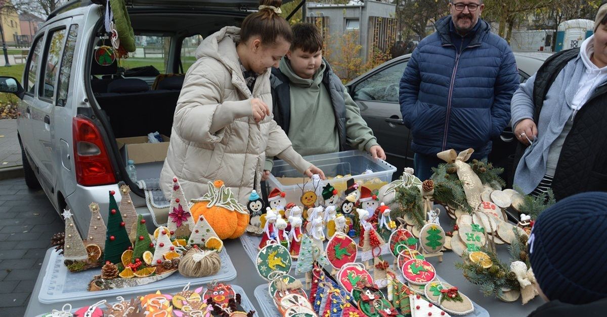 Stalowa Wola: Ostatni w tym roku Rozwadowski Targ Staroci