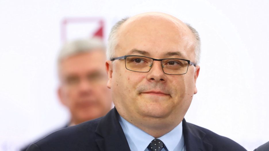 Wybory 2020. Senator PiS zaklejał plakaty Rafała Trzaskowskiego? Krzysztof Mróz: to jest przejaw brudnej kampanii