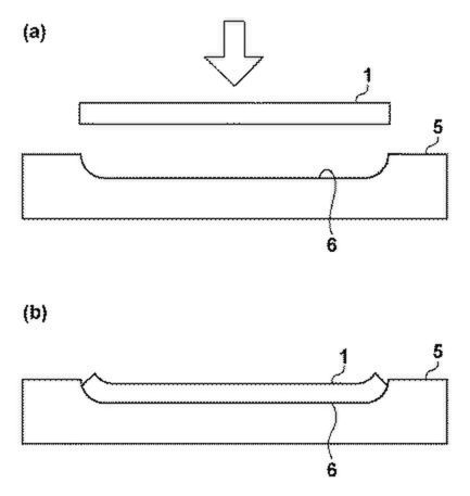 Interesujący patent Canona. Po co mu zakrzywiona matryca? 3