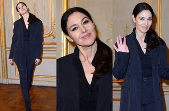 Piękna Monica Bellucci pozuje przy złotych drzwiach na premierze filmu (FOTO)