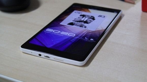 Przyciski już są. Czas na panel dotykowy z tyłu smartfona 1