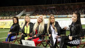 Żużel. Podprowadzające podczas ostatnich zawodów żużlowych (galeria)