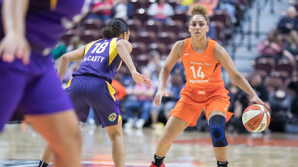 Getty Images / Tim Clayton/Corbis  / Na zdjęciu: Jessica January (z piłką)