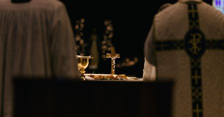 "Ksiądz groził księdzu śmiercią". Wstrząsające słowa padły w programie WP