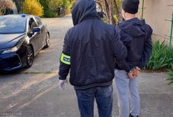 Warszawa. Policja zlikwidowała "dziuplę samochodową". Sprawcy ukradli bentleya aktorce