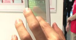 Dwustronny przezroczysty ekran dotykowy sprawdzi się w smartfonie?