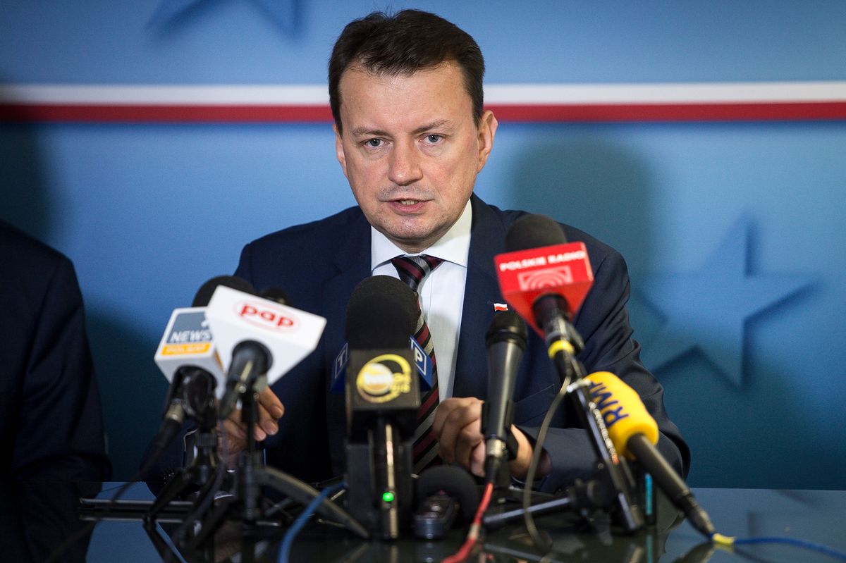 Mariusz Błaszczak nie boi się konsekwencji. "Polska nie zgodzi się na przyjmowanie uchodźców"