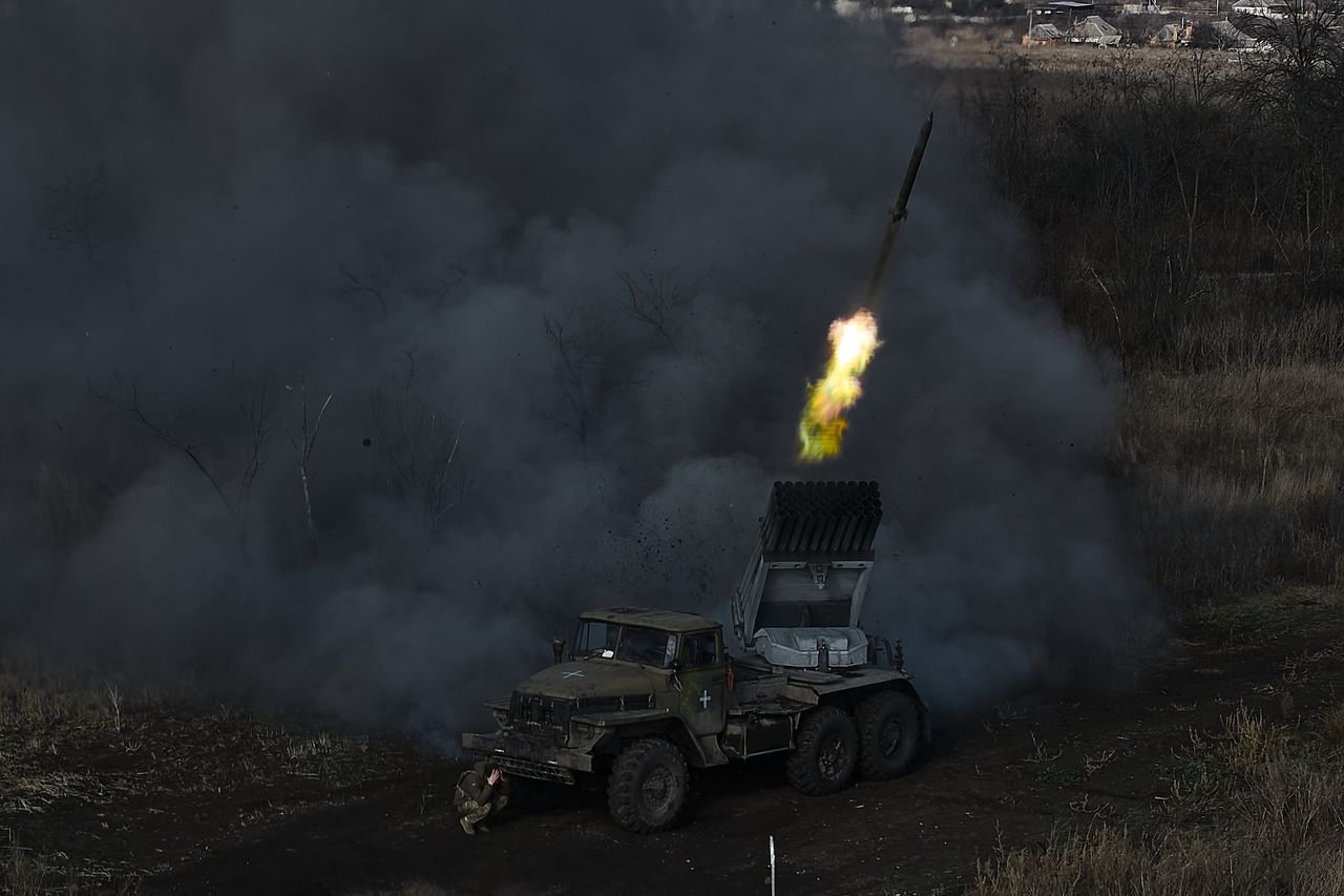 Russia escalates: Missile barrage hits Ukraine, 3 dead