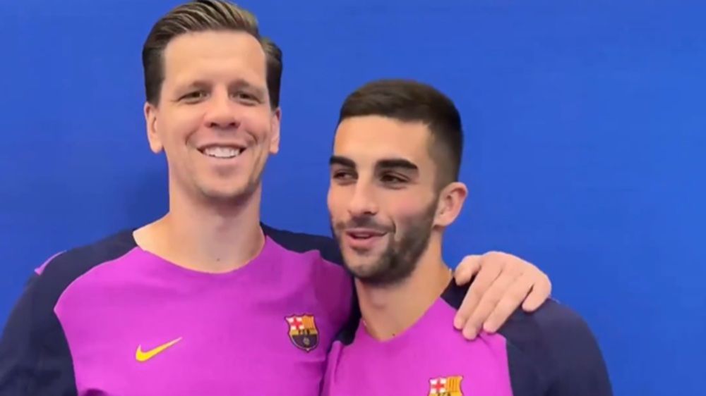 Twitter / FC Barcelona / Na zdjęciu: Wojciech Szczęsny i Ferran Torres