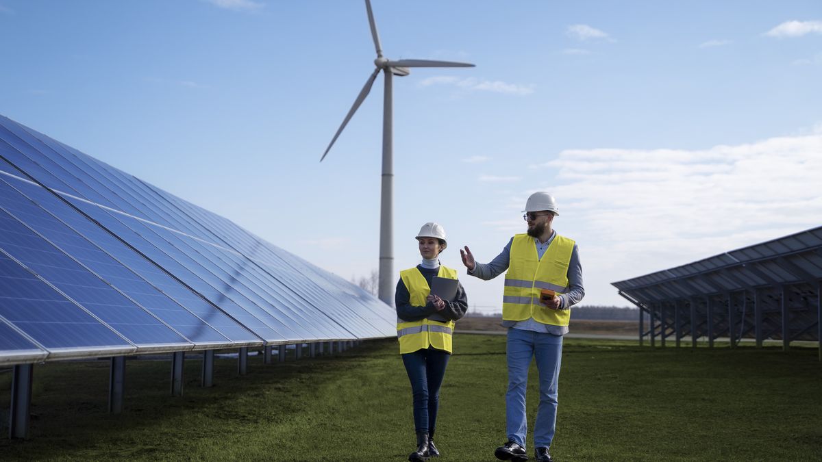 Tracimy pieniądze. Zarządzanie OZE w Polsce