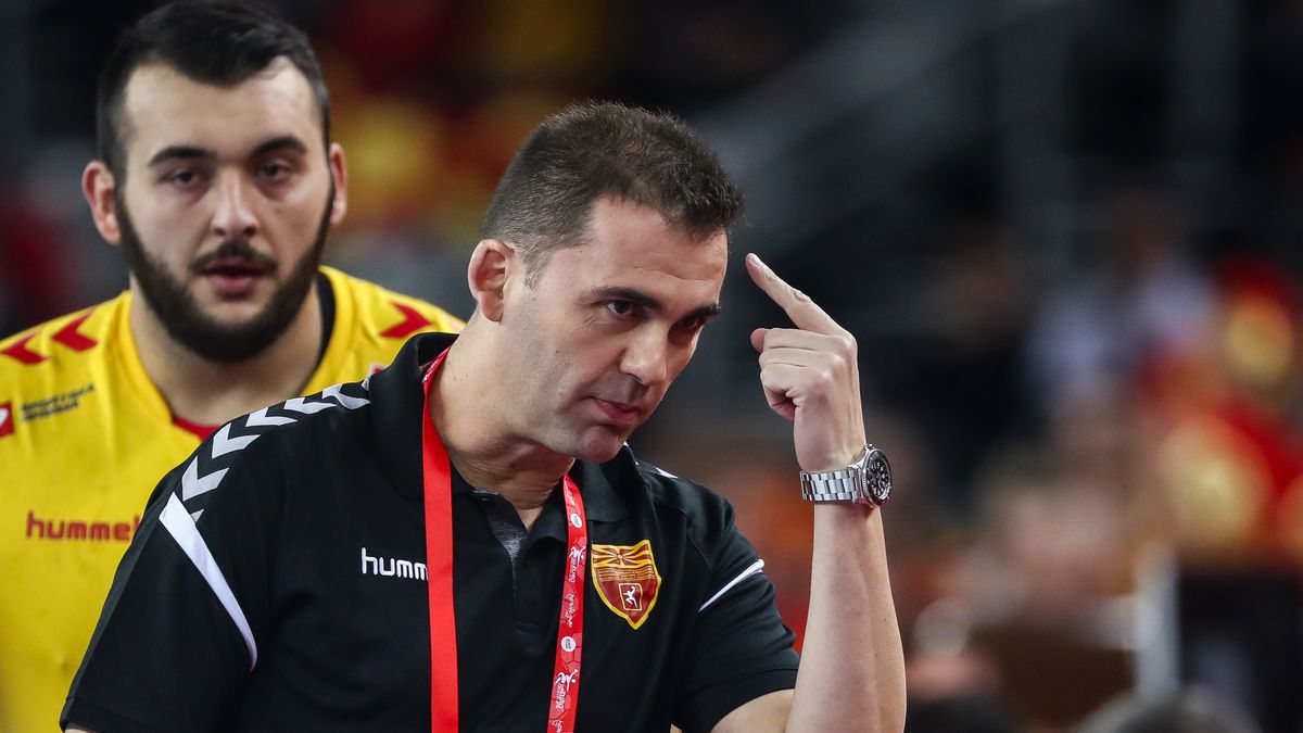 Getty Images / Martin Rose / Na zdjęciu: Raul Gonzalez (selekcjoner reprezentacji Macedonii)
