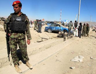 Zamach w Afganistanie. Przydrożna bomba zabiła 18 gości weselnych