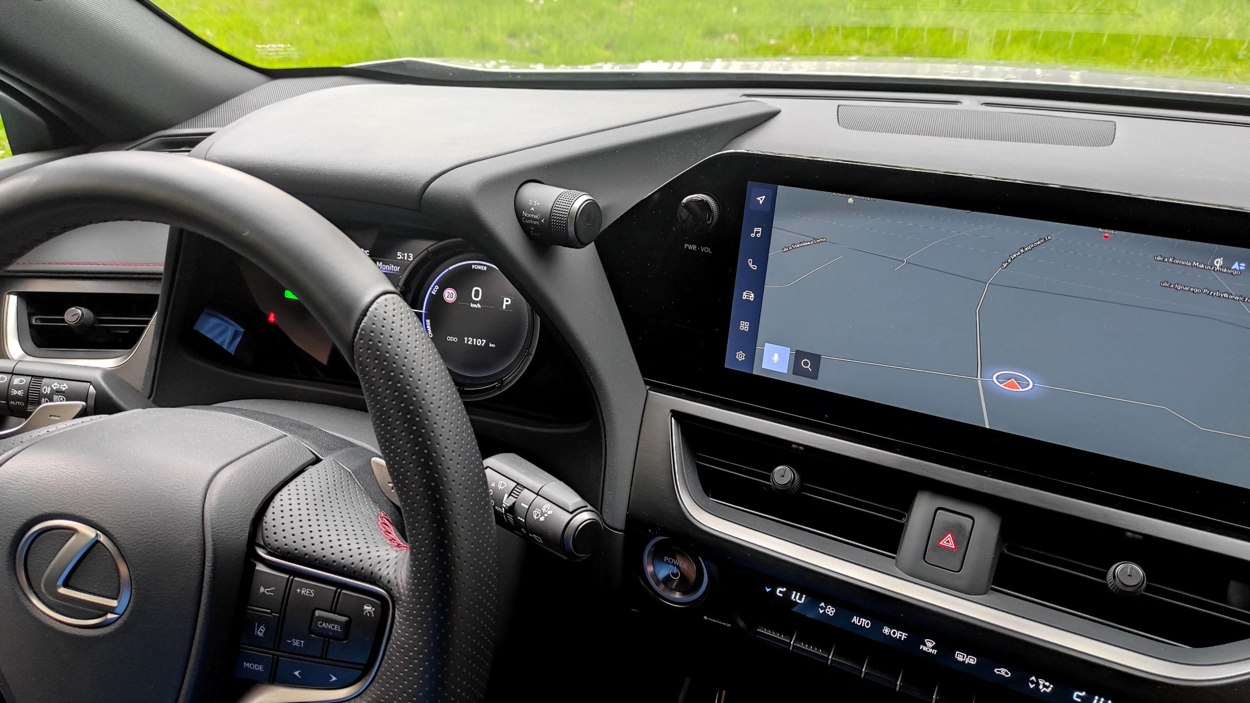 Lexus UX 250h F Sport