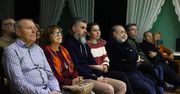 Kielce: Koncert Olka Grotowskiego w Pałacyku Zielińskiego. Porwał widownię balladami inspirowanymi twórczością Andrzeja Waligórskiego