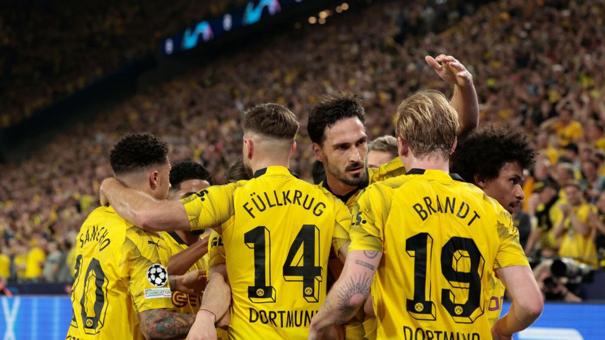 Zdjęcie okładkowe artykułu: Getty Images / Rico Brouwer / piłkarze Borussi Dortmund