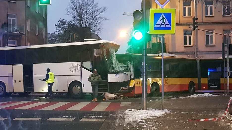 Zderzenie autobusów w Warszawie