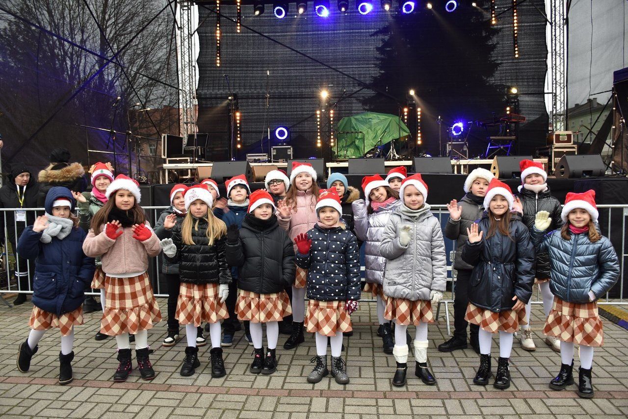 Nowy Tomyśl: Jarmark Świąteczny i koncert Andrzeja Piasecznego