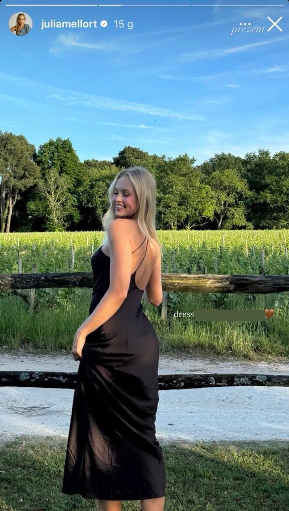 Julia Tychoniewicz w "slip dress" 