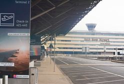 Celowo wjechał autem w ludzi. Przerażające sceny na niemieckim lotnisku