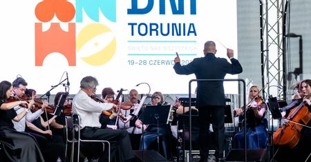 Śniadanie na trawie, Wianki i koncerty nad Wisłą. Tak zapowiada się niedziela podczas Dni Torunia