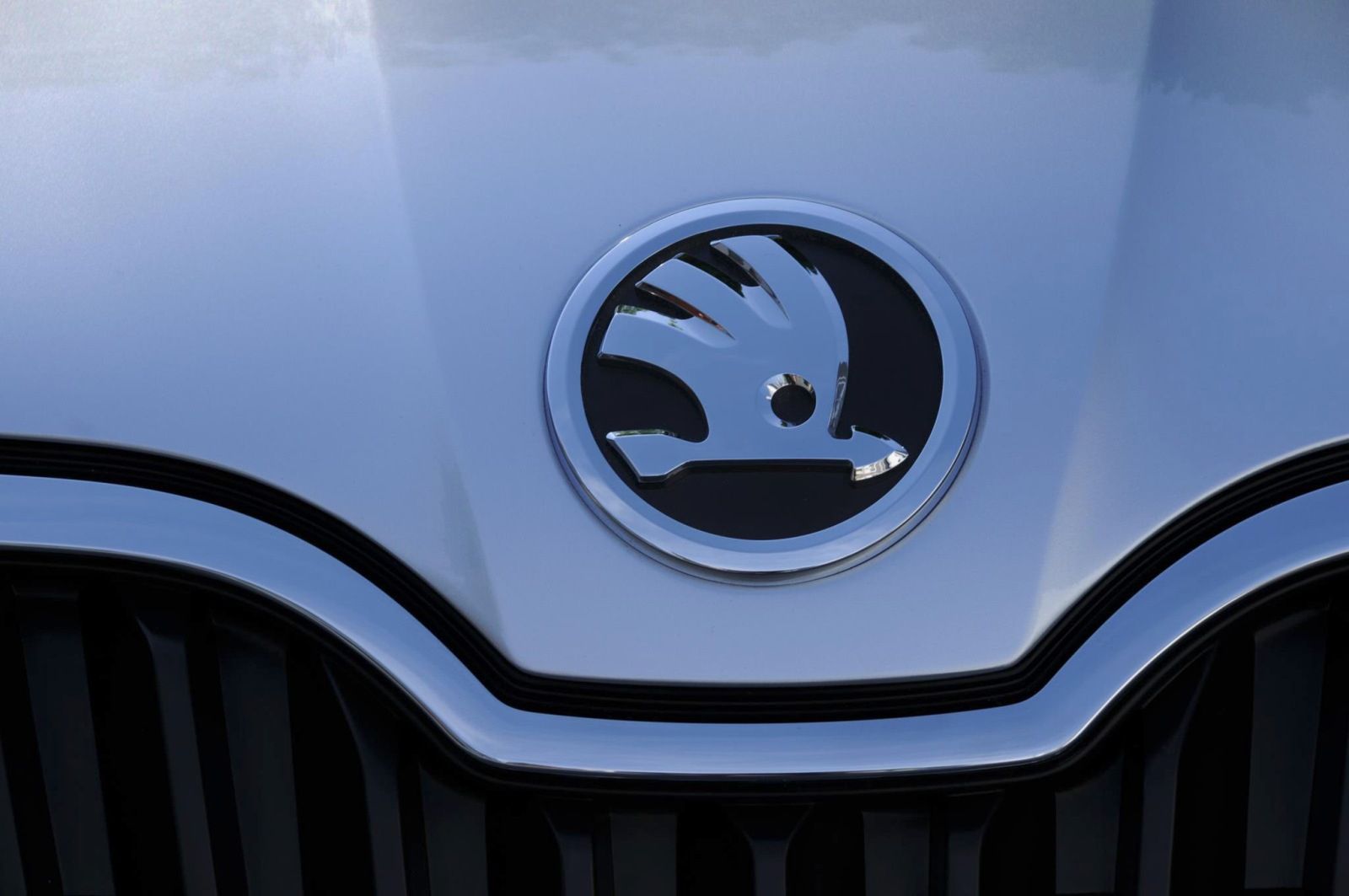 Skoda Rapid - pierwsze zdjęcia