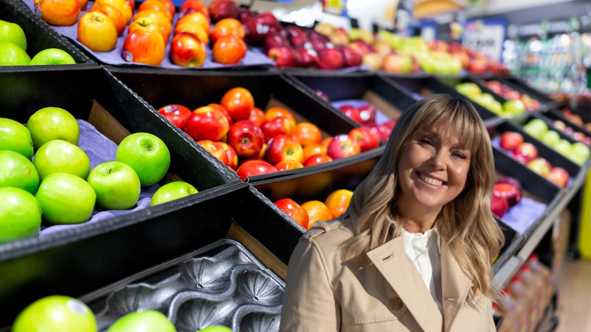 Ewa Wachowicz przestrzega przed owocami.