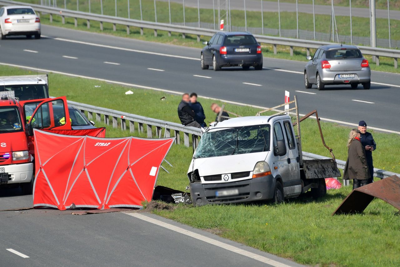 Wypadek na A2 pod Warszawą, jedna osoba nie żyje