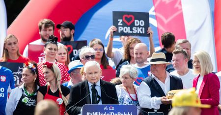"Najniższy budżet w historii kampanii". Kandydaci wpłacili po 100 tysięcy. Znamy plan PiS