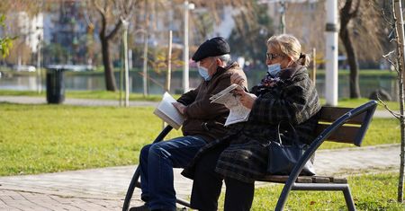 Dzień Babci i Dziadka za kilka dni. Złóż najpiękniejsze życzenia
