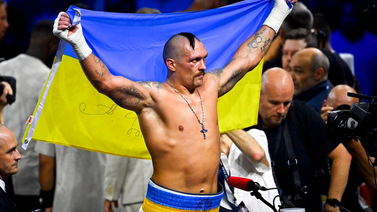 Zdjęcie okładkowe artykułu: PAP/EPA / ALI HAMED KHAMAJ / Na zdjęciu: Ołeksandr Usyk