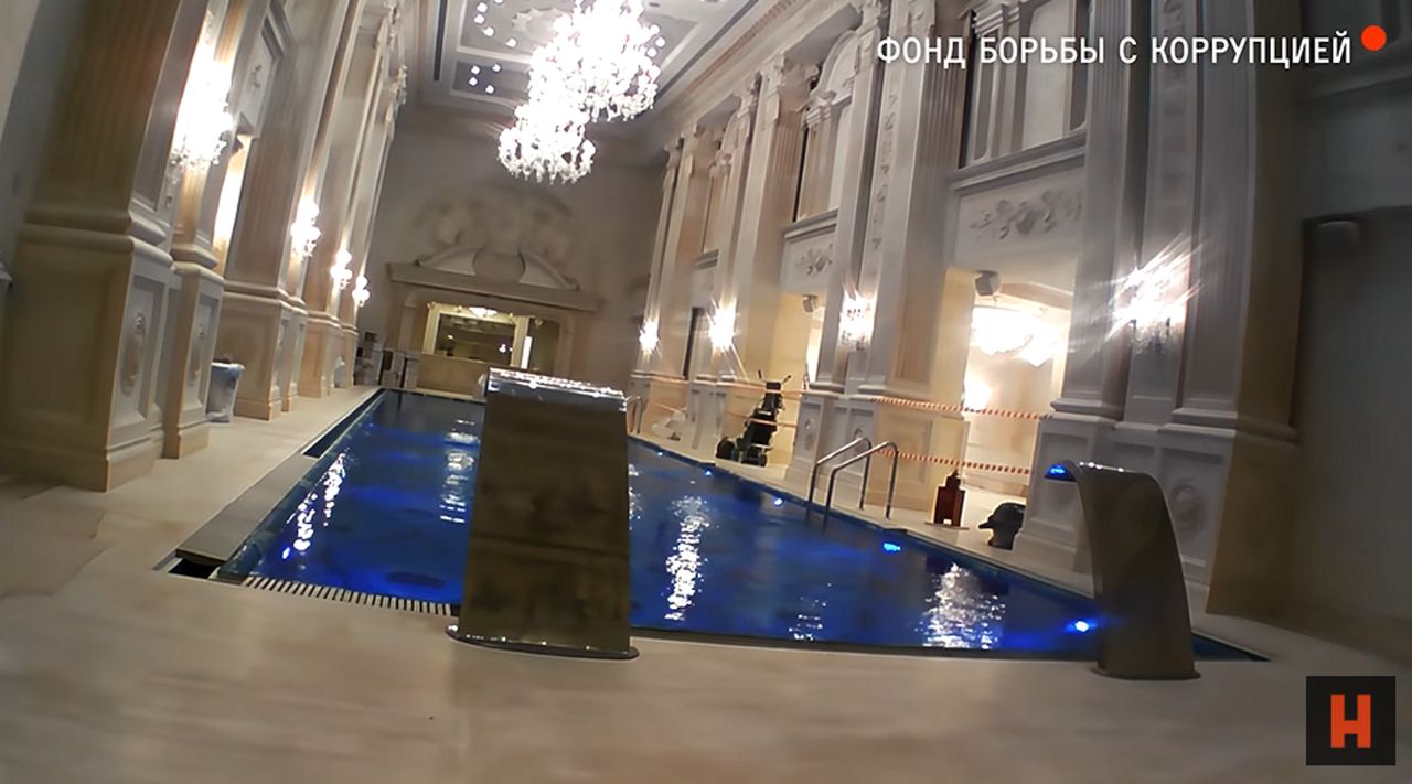 Recordings from "Putin's palace" have been published. The house has been renovated.