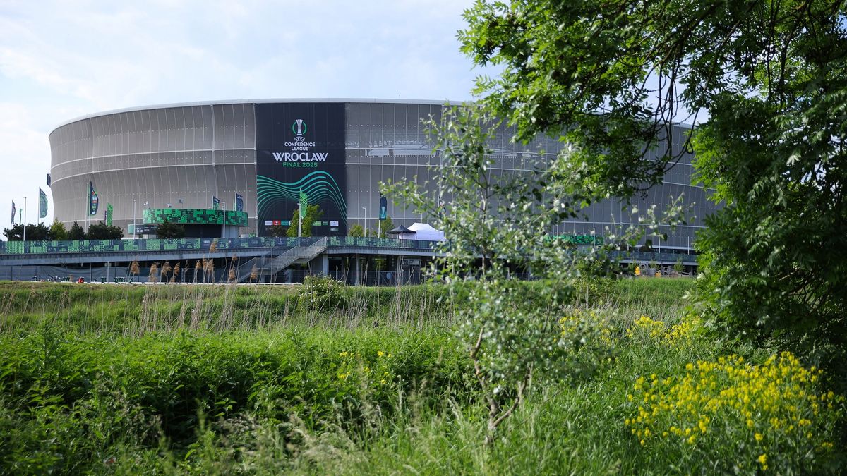 Getty Images / James Gill - Danehouse / Na zdjęciu: Stadion we Wrocławiu przed finałem Ligi Konferencji.