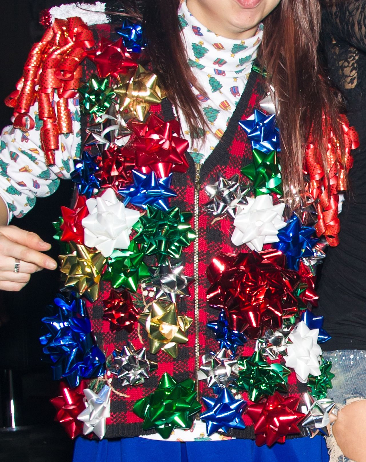 "Brzydki" świąteczny sweter