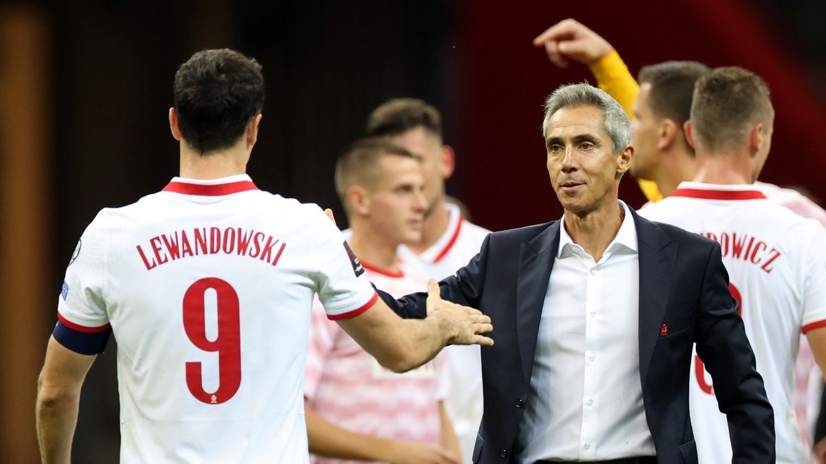 PAP / Leszek Szymański / Na zdjęciu: Robert Lewandowski i Paulo Sousa