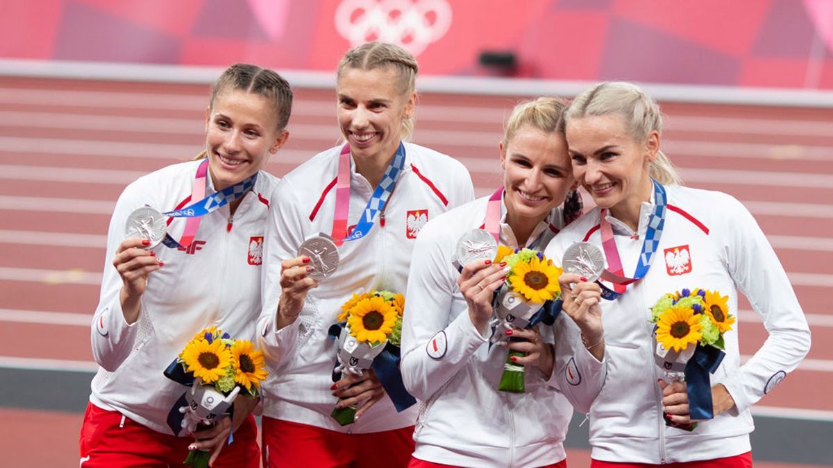 Zdjęcie okładkowe artykułu: Getty Images / Tim Clayton/Corbis  / Na zdjęciu: polska sztafeta 4x400 metrów