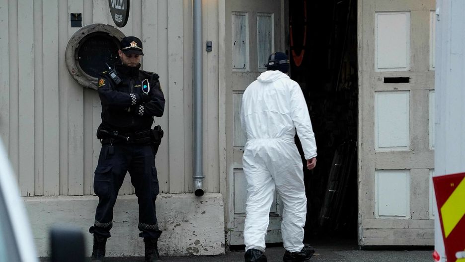 "Akt terroru". Służby specjalne o ataku łucznika w Kongsbergu 