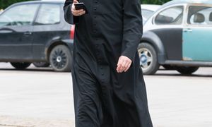 Był w zakonie latami. "Seks był tematem tabu"