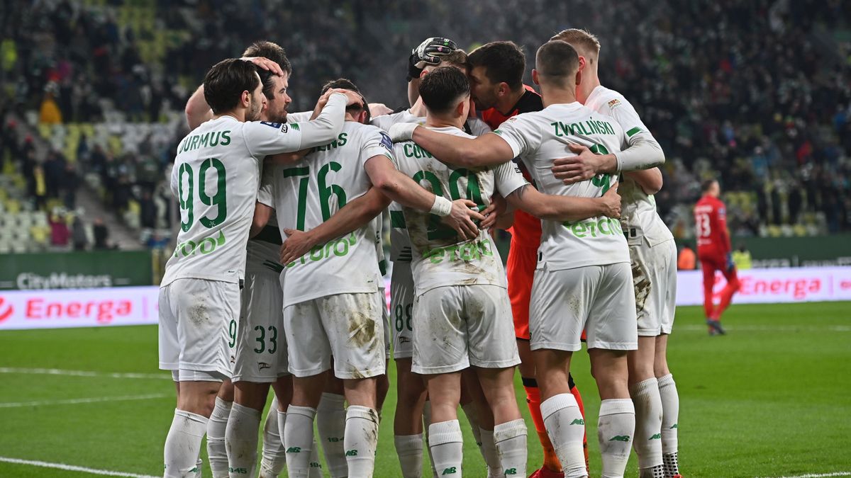 PAP / Marcin Gadomski / Na zdjęciu: piłkarze Lechii Gdańsk
